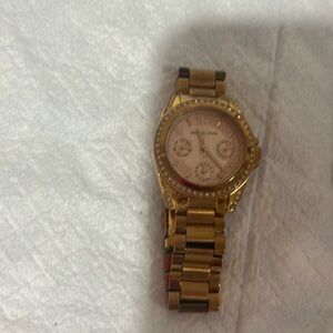 Michael Kors rose gold watch